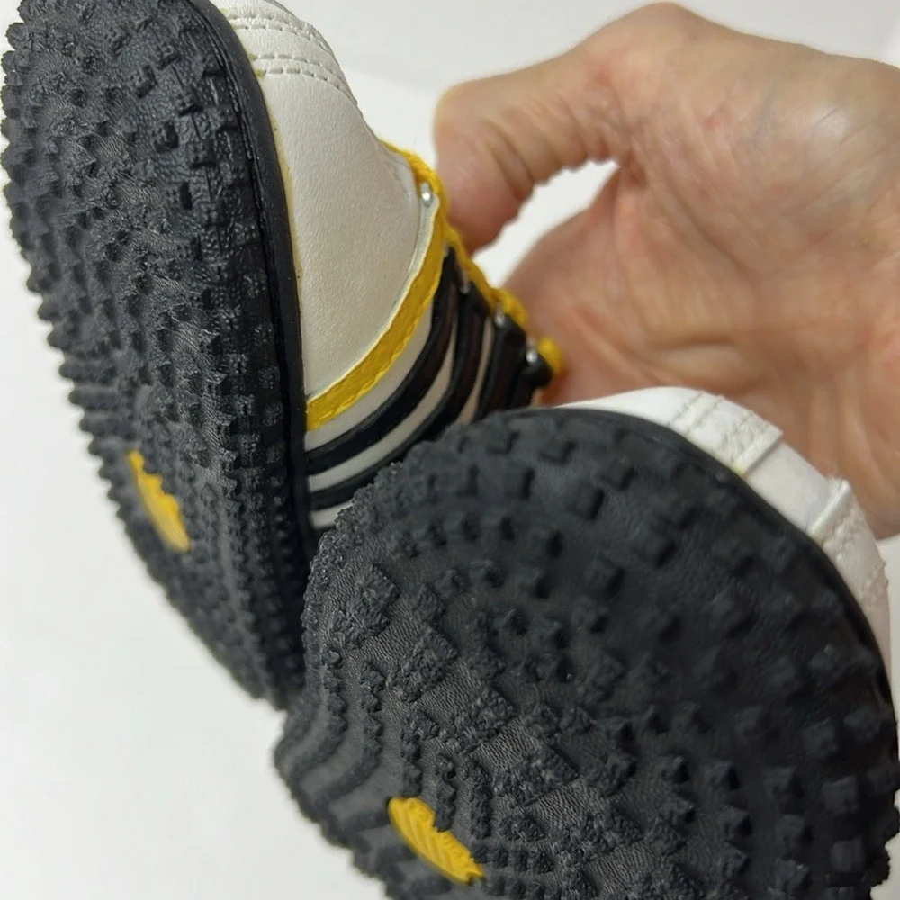 K-Swiss Toddler Turf‎ Soccer Shoes 5C EU21 White Black Yellow Lace Up Sneakers